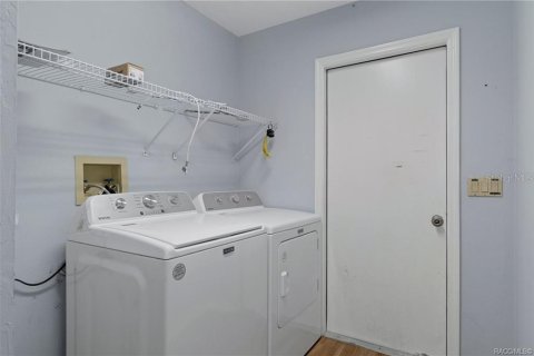 House in Inverness, Florida 3 bedrooms, 147.25 sq.m. № 1783437 - photo 30