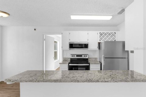 Copropriété à louer à Lake Mary, Floride: 2 chambres, 84.73 m2 № 2167657 - photo 13