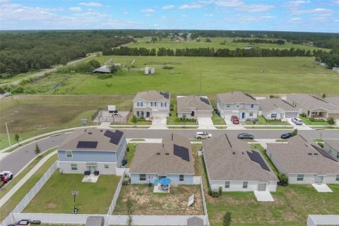 Купить виллу или дом в Хейнс-Сити, Флорида 4 комнаты, 144.93м2, № 1810412 - фото 25