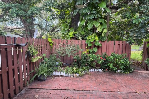 Condominio en venta en Miami, Florida, 2 dormitorios, 146.79 m2 № 1890723 - foto 26