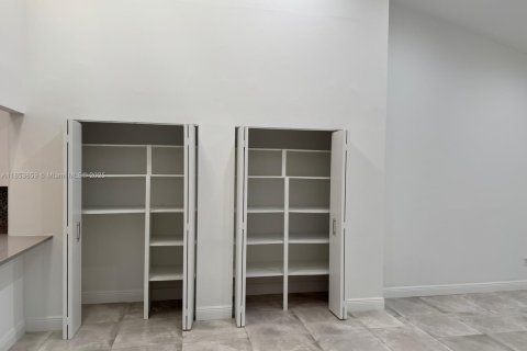 Condominio en venta en Miami, Florida, 2 dormitorios, 146.79 m2 № 1890723 - foto 21