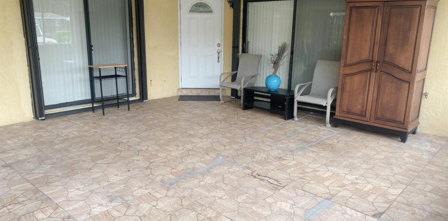Touwnhouse à Lake Worth, Floride 2 chambres, 130.53 m2 № 1081413