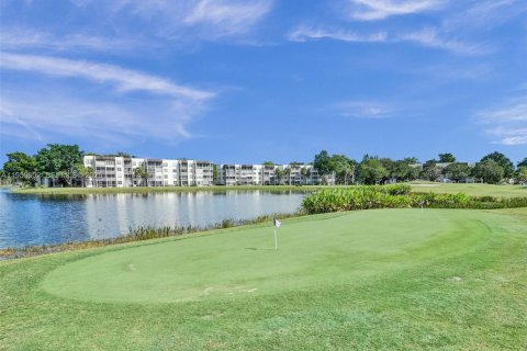 Снять в аренду таунхаус в Дейви, Флорида 3 спальни, 124.49м2, № 2005939 - фото 4