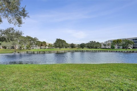 Снять в аренду таунхаус в Дейви, Флорида 3 спальни, 124.49м2, № 2005939 - фото 22