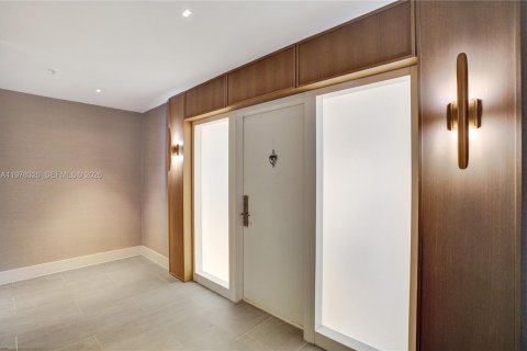 Townhouse in Miami Beach, Florida 3 bedrooms, 245.26 sq.m. № 2154845 - photo 6