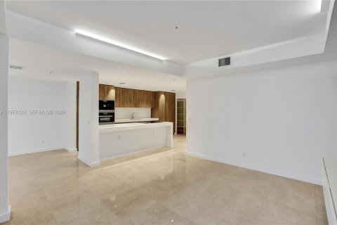 Townhouse in Miami Beach, Florida 3 bedrooms, 245.26 sq.m. № 2154845 - photo 11