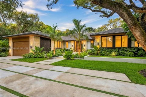 Villa ou maison à vendre à Miami, Floride: 5 chambres, 429.02 m2 № 2311405 - photo 7