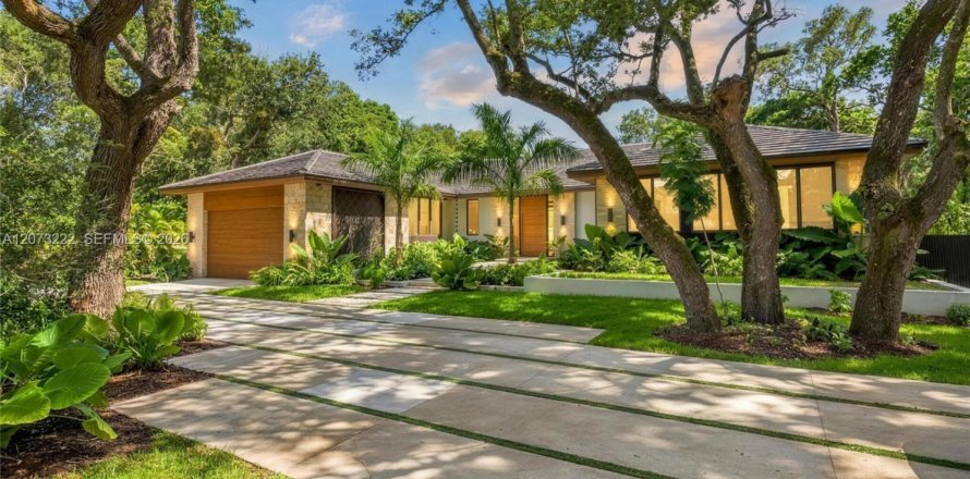 Villa ou maison à Miami, Floride 5 chambres, 429.02 m2 № 2311405