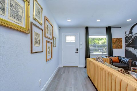 Casa en venta en Tampa, Florida, 3 dormitorios, 134.71 m2 № 2226283 - foto 4
