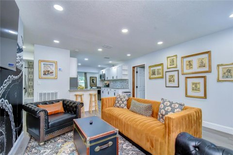 Casa en venta en Tampa, Florida, 3 dormitorios, 134.71 m2 № 2226283 - foto 6