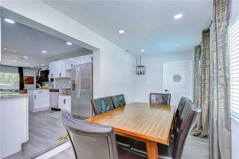 Casa en venta en Tampa, Florida, 3 dormitorios, 134.71 m2 № 2226283 - foto 14