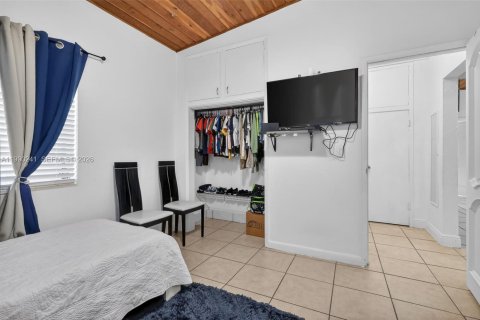 Casa en venta en Homestead, Florida, 4 dormitorios, 155.52 m2 № 2057615 - foto 11