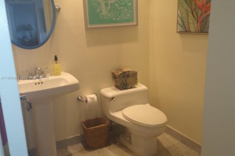 Купить кондоминиум в Серфсайд, Флорида 1 комната, 89.37м2, № 2020818 - фото 10