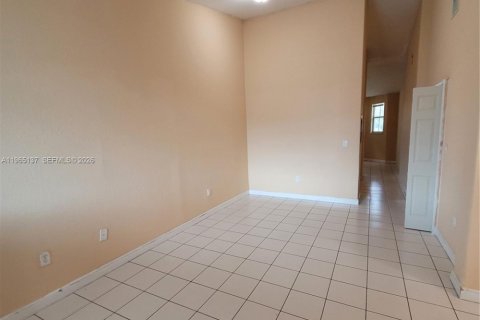 Copropriété à louer à Homestead, Floride: 3 chambres, 99.96 m2 № 2027049 - photo 10