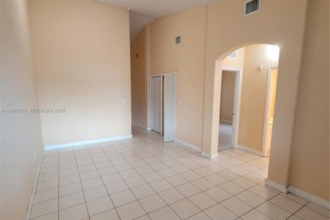 Copropriété à louer à Homestead, Floride: 3 chambres, 99.96 m2 № 2027049 - photo 11