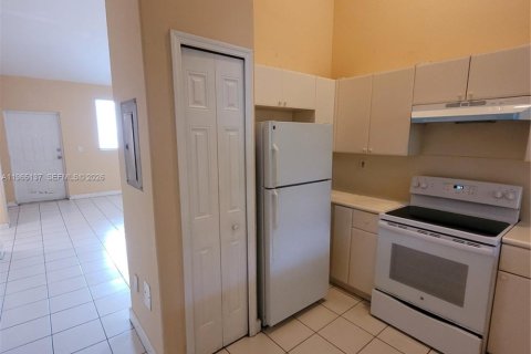 Copropriété à louer à Homestead, Floride: 3 chambres, 99.96 m2 № 2027049 - photo 18