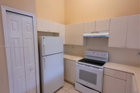 Copropriété à louer à Homestead, Floride: 3 chambres, 99.96 m2 № 2027049 - photo 17