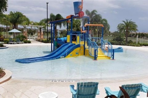 Adosado en venta en Kissimmee, Florida, 4 dormitorios, 194.17 m2 № 1517980 - foto 4