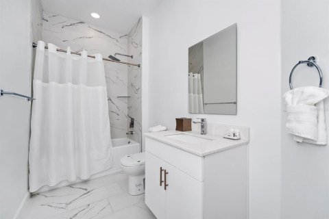 Townhouse in Davenport, Florida 4 bedrooms, 187.66 sq.m. № 1768017 - photo 26