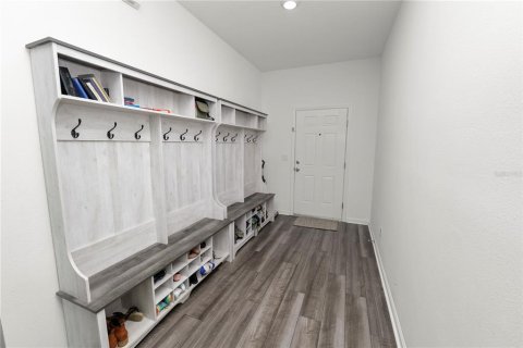 Снять в аренду виллу или дом в Дейд-Сити, Флорида 5 комнат, 257.9м2, № 1784838 - фото 4