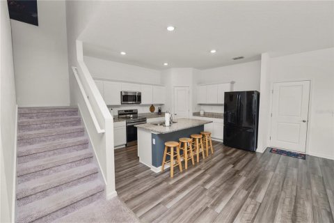 Снять в аренду виллу или дом в Дейд-Сити, Флорида 5 комнат, 257.9м2, № 1784838 - фото 8