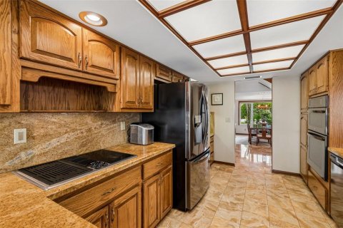 House in Tampa, Florida 4 bedrooms, 302.77 sq.m. № 2215806 - photo 28