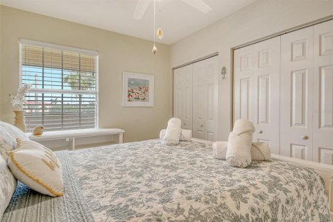 Condo in Sarasota, Florida, 3 bedrooms № 2156738 - photo 22