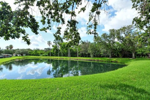 Condo in Sarasota, Florida, 3 bedrooms № 2156738 - photo 29