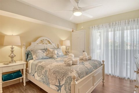 Condo in Sarasota, Florida, 3 bedrooms № 2156738 - photo 17