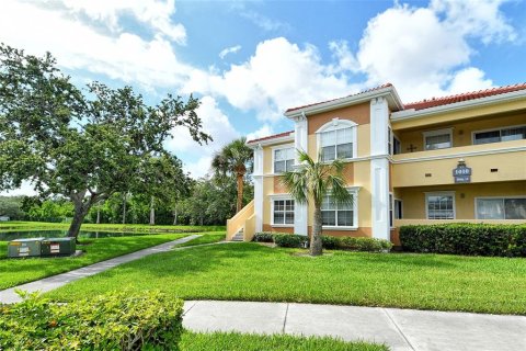 Condo in Sarasota, Florida, 3 bedrooms № 2156738 - photo 3