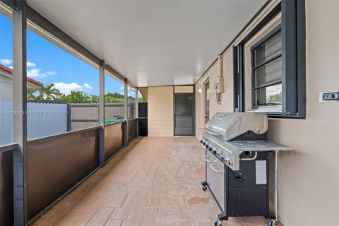 Купить виллу или дом в Майами, Флорида 3 спальни, 133.78м2, № 1887983 - фото 30
