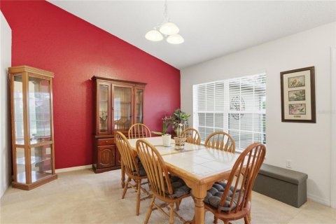 House in Weeki Wachee, Florida 3 bedrooms, 181.62 sq.m. № 2122477 - photo 11