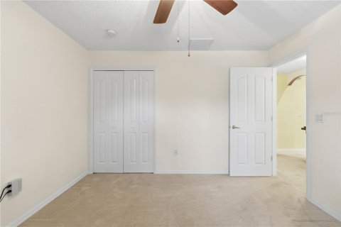 House in Weeki Wachee, Florida 3 bedrooms, 181.62 sq.m. № 2122477 - photo 30