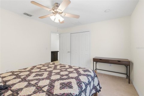 House in Weeki Wachee, Florida 3 bedrooms, 181.62 sq.m. № 2122477 - photo 27