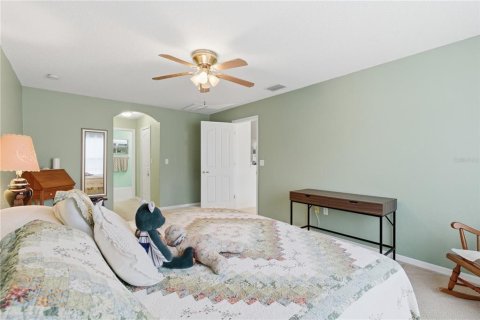House in Weeki Wachee, Florida 3 bedrooms, 181.62 sq.m. № 2122477 - photo 22