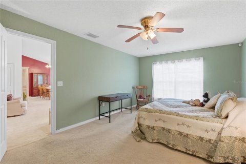 House in Weeki Wachee, Florida 3 bedrooms, 181.62 sq.m. № 2122477 - photo 23
