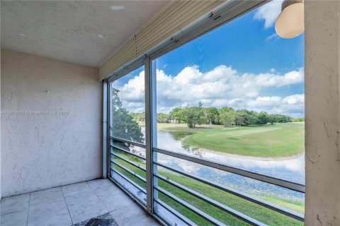 Copropriété à vendre à Tamarac, Floride: 1 chambre, 74.32 m2 № 2048515 - photo 6