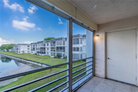 Copropriété à vendre à Tamarac, Floride: 1 chambre, 74.32 m2 № 2048515 - photo 7