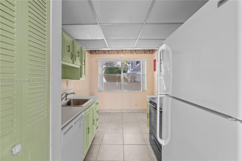 Copropriété à vendre à Tamarac, Floride: 1 chambre, 74.32 m2 № 2048515 - photo 10