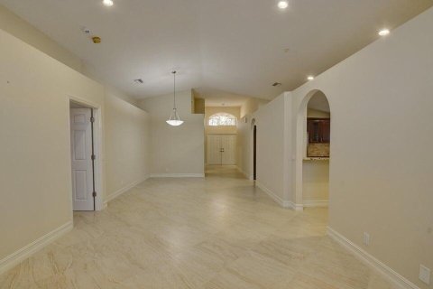 House in Boca Raton, Florida 3 bedrooms, 166.76 sq.m. № 2185399 - photo 9