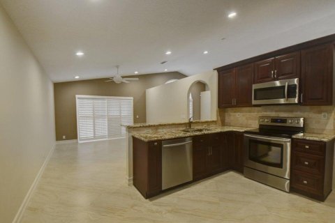 House in Boca Raton, Florida 3 bedrooms, 166.76 sq.m. № 2185399 - photo 18