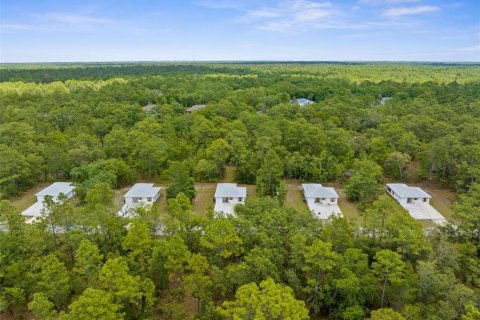 Commercial property in Homosassa, Florida 76.37 sq.m. № 1741140 - photo 1