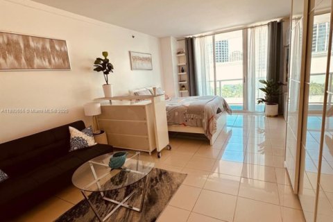 Copropriété à louer à Miami, Floride: 38.09 m2 № 1946397 - photo 9