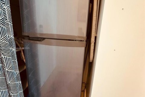 Copropriété à louer à Miami, Floride: 38.09 m2 № 1946397 - photo 5