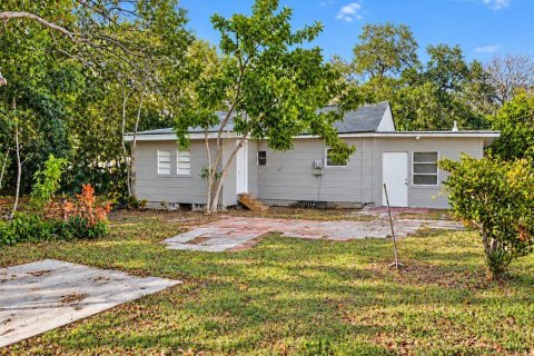 Villa ou maison à louer à Largo, Floride: 2 chambres, 79.9 m2 № 2416268 - photo 3