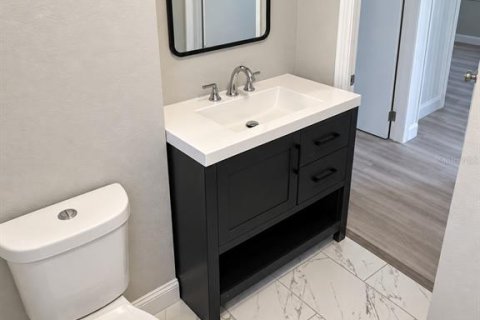 Villa ou maison à louer à Largo, Floride: 2 chambres, 79.9 m2 № 2416268 - photo 11