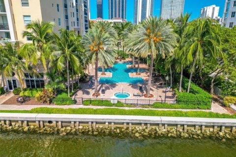 Apartment in Sunny Isles Beach, Florida 1 bedroom, 62.52 sq.m. № 2073167 - photo 19