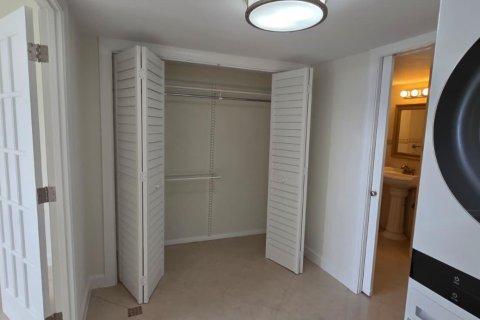 Купить кондоминиум в Майами, Флорида 3 комнаты, 155.52м2, № 2082948 - фото 13