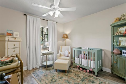 House in Temple Terrace, Florida 4 bedrooms, 185.8 sq.m. № 1680845 - photo 24