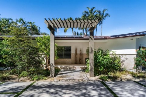 Купить виллу или дом в Пайнкрест, Флорида 4 спальни, 296.45м2, № 1972869 - фото 2